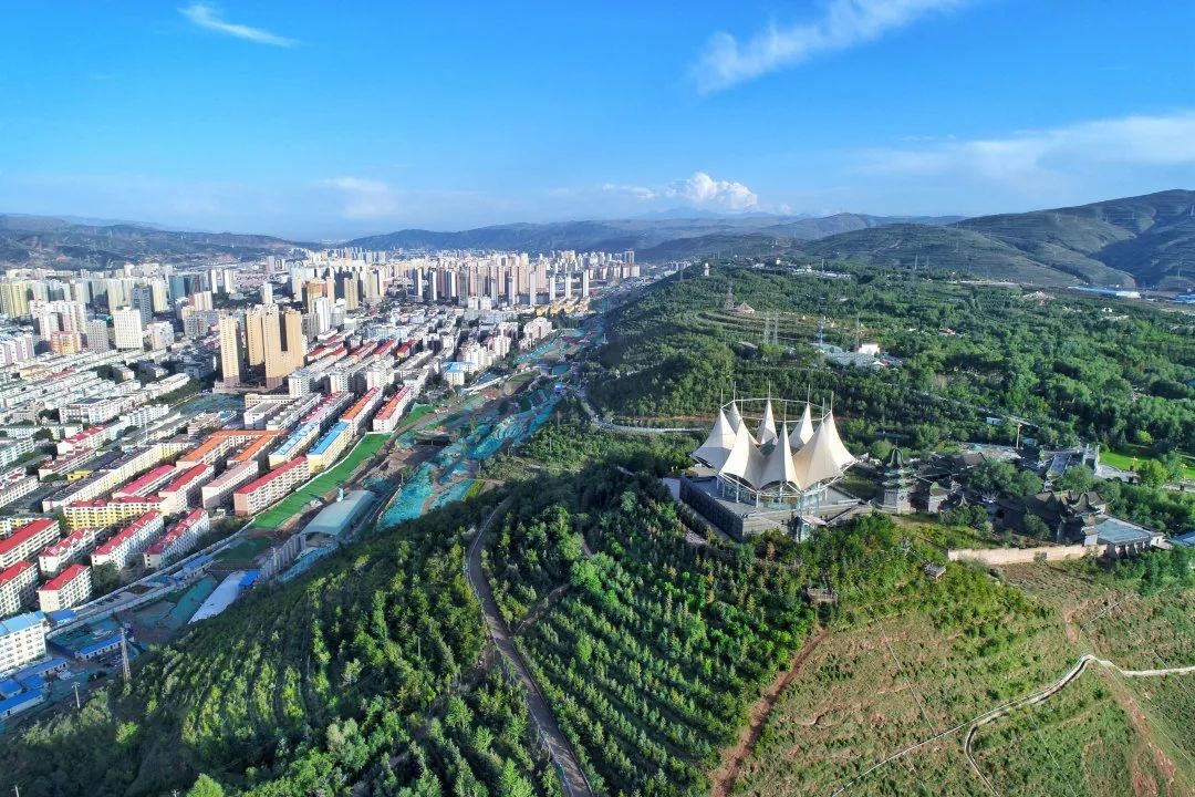 西宁市扶贫产业发展实现“五全”
