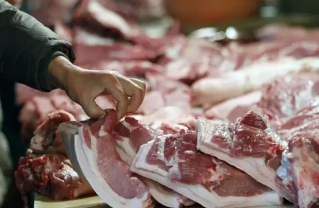中国去年进口了210万吨猪肉！巴西猪肉上涨了70%，德国和越南也提高了价格