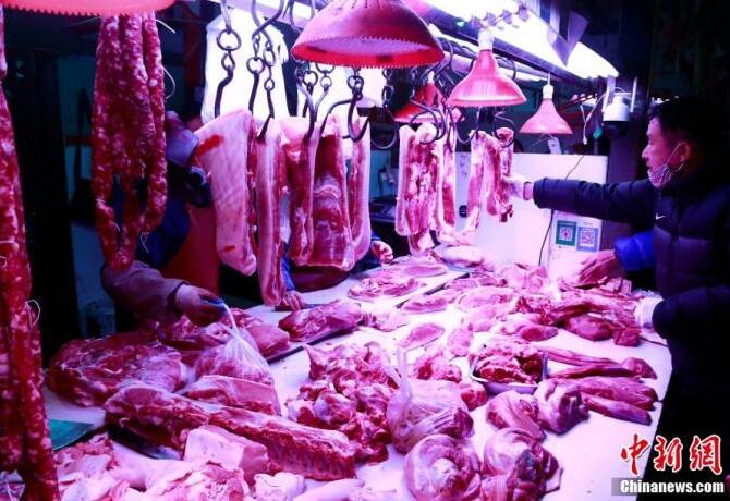 猪肉价格坐在“幻灯片”上:猪的周期将下降数周或加速到底部