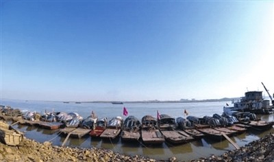 渔民上岸执法，河流生态得到改善——江津区长江流域禁渔退渔纪实
