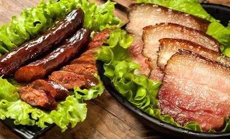 在准备香肠和腊肉的旺季，成都猪肉价格保持稳定！