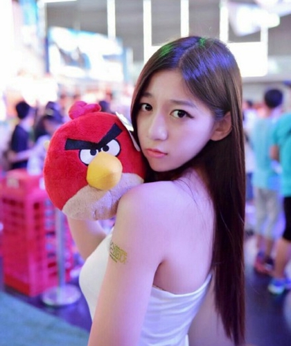 2015ChinaJoy最美女孩之昆仑游戏展 清新甜美气质范~