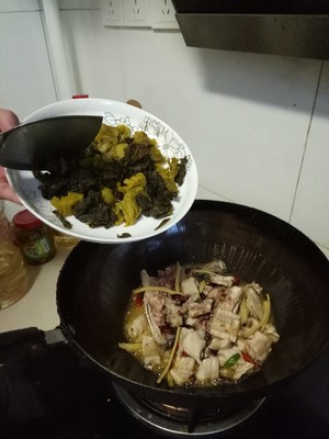 柠檬酸菜鱼