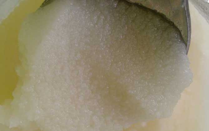 蛋清蜂蜜面膜怎么做最简单？