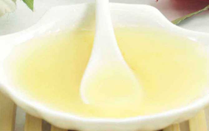 黑蜂蜜的功能、功效及食用方法