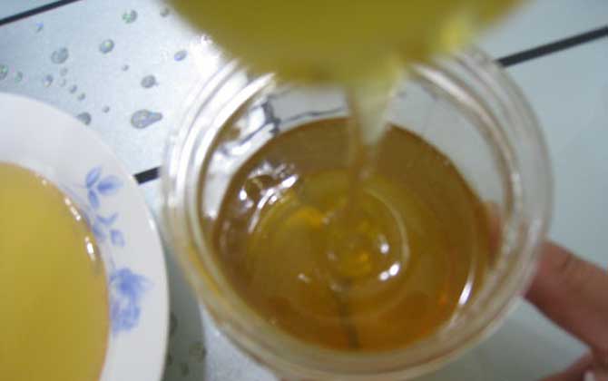 蜂蜜洗脸有什么好处和坏处？