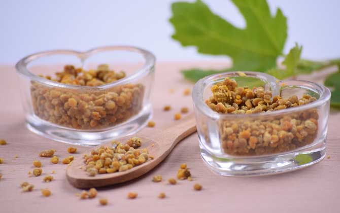 花粉过敏的症状及预防措施