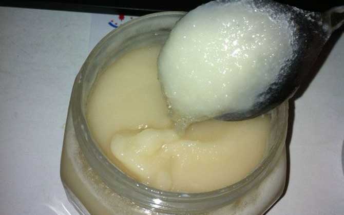 蜂蜜和韭菜可以一起吃吗？