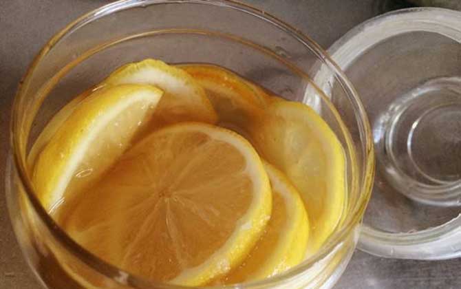 蜂蜜和柠檬可以一起吃吗？