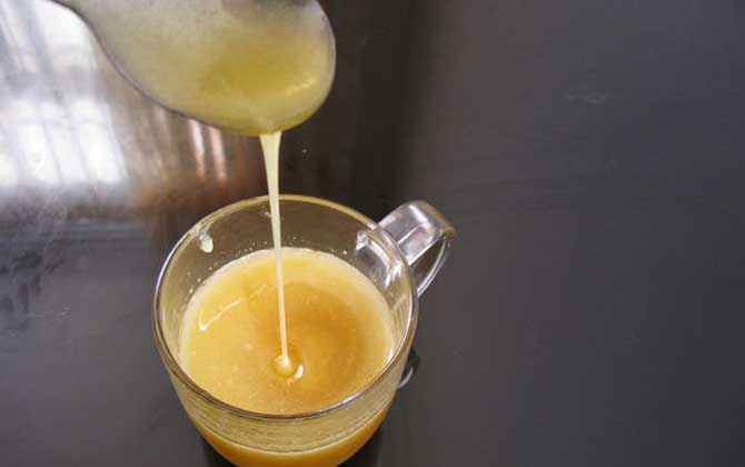 白醋蜂蜜面膜的功效及正确做法