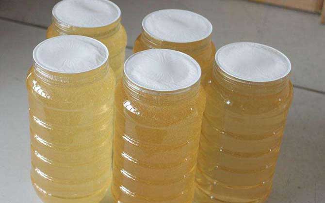 油菜蜜是什么颜色？