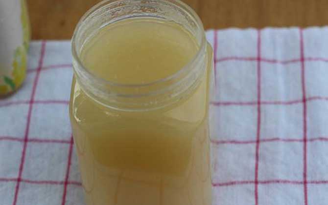 油菜蜜是什么颜色？