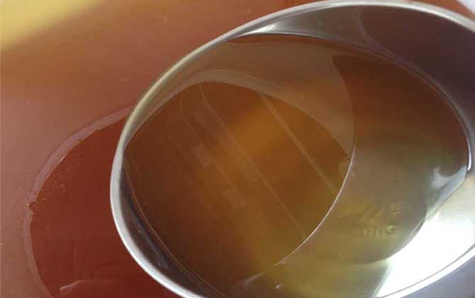 真正的柑橘蜜是什么颜色？