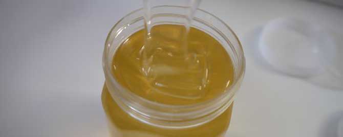 开水冲蜂蜜好不好-蜂蜜最好喝什么水？