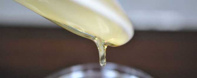 蜂蜜与什么能自制面膜祛斑效果最好-三七蜂蜜面膜可以祛斑吗？