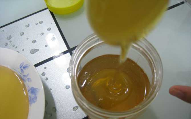画完脸15天蜂蜜有什么效果？完全不一样，但是还是要注意副作用！