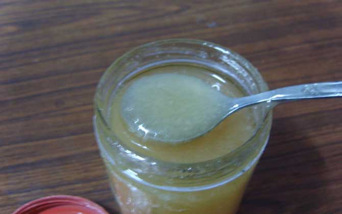 女人可以每天喝蜂蜜水吗？看饮酒量，适量有益健康，过量有害！